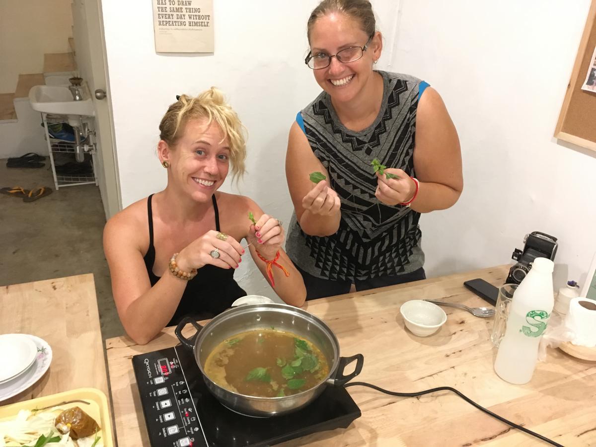Sook Cafe And Youth Hostel チェンライ エクステリア 写真