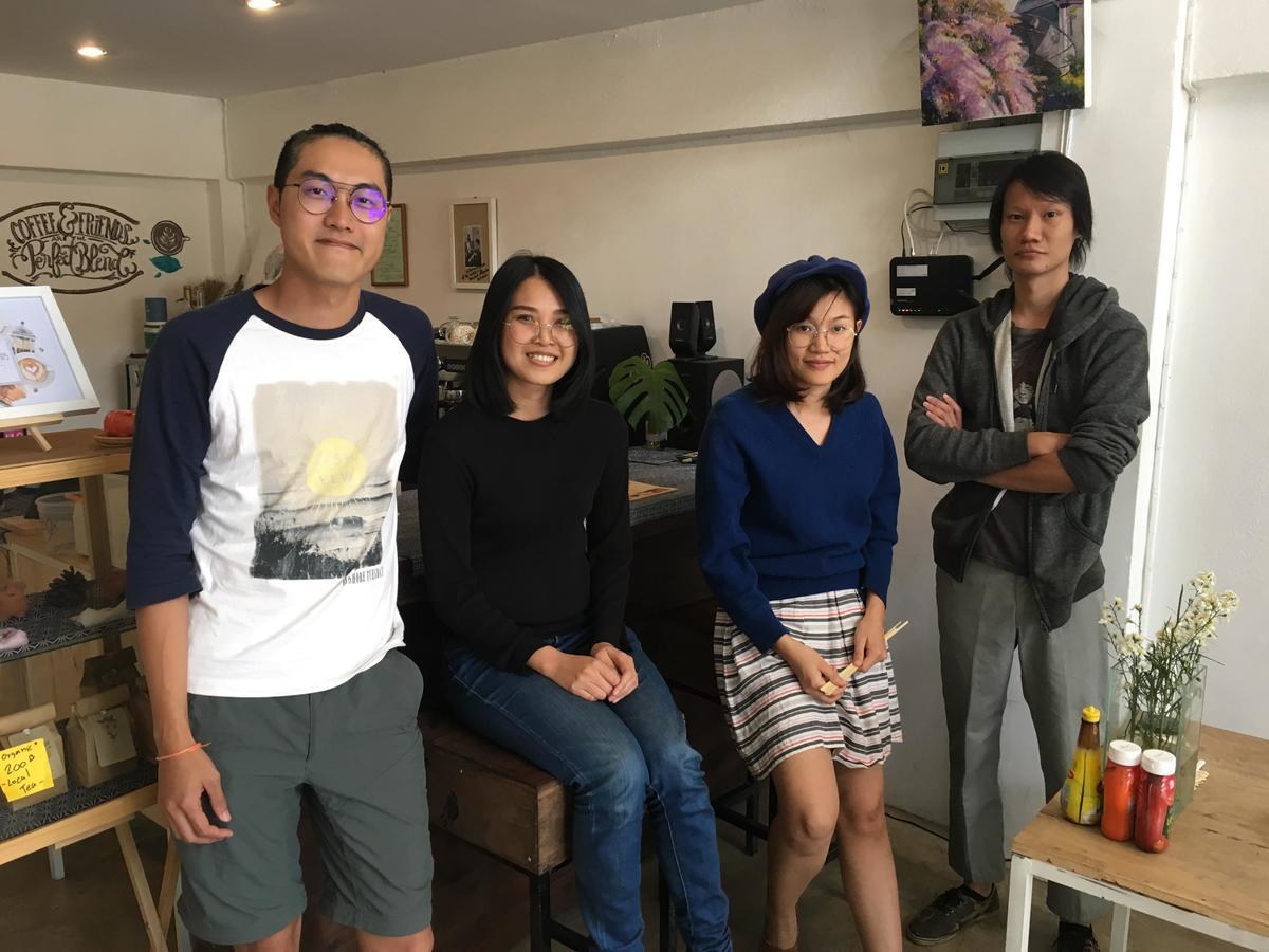 Sook Cafe And Youth Hostel チェンライ エクステリア 写真