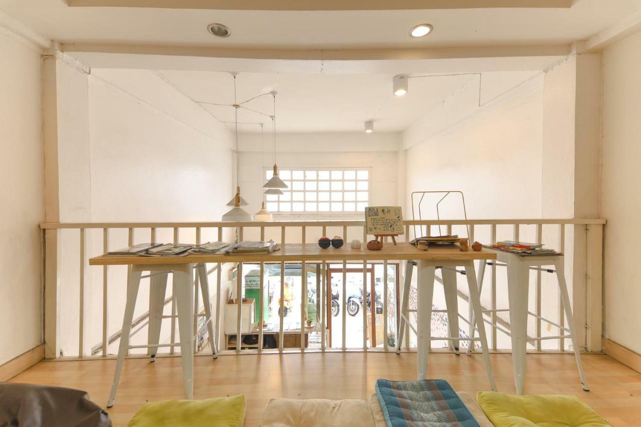 Sook Cafe And Youth Hostel チェンライ エクステリア 写真