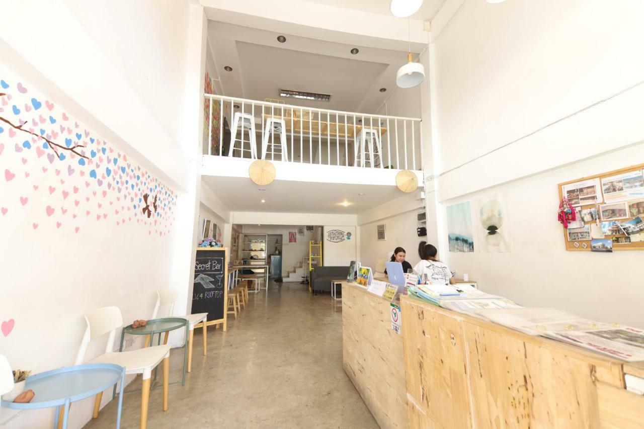 Sook Cafe And Youth Hostel チェンライ エクステリア 写真