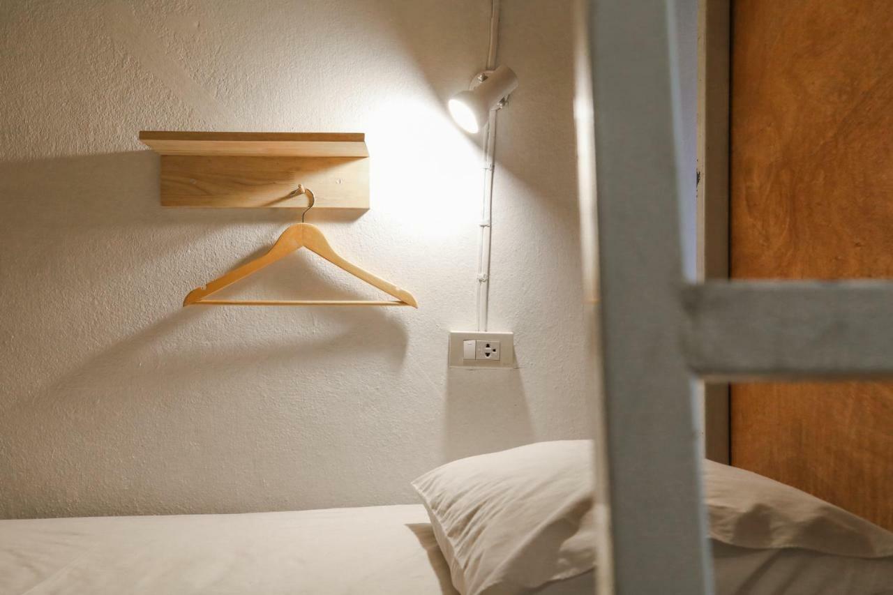 Sook Cafe And Youth Hostel チェンライ エクステリア 写真